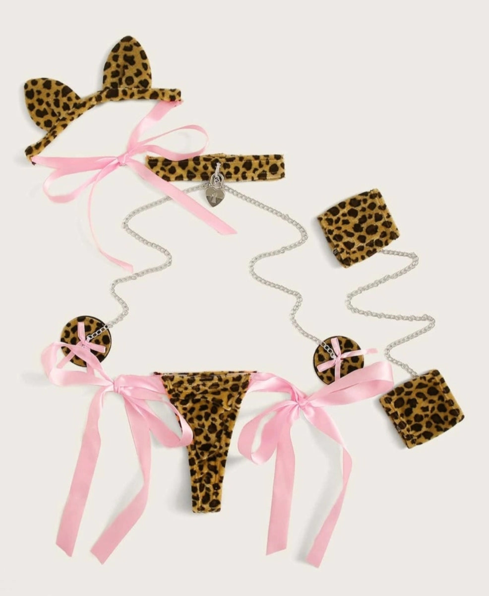 leopard lingerie set – www.passionrosepetals.com